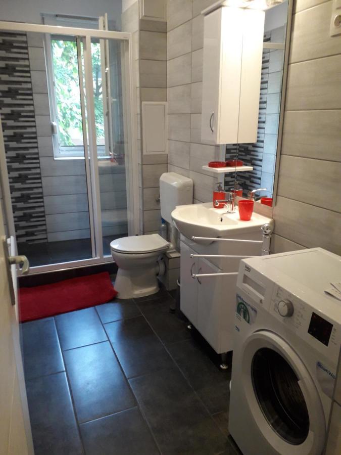 Kodály Apartman Eger Esterno foto